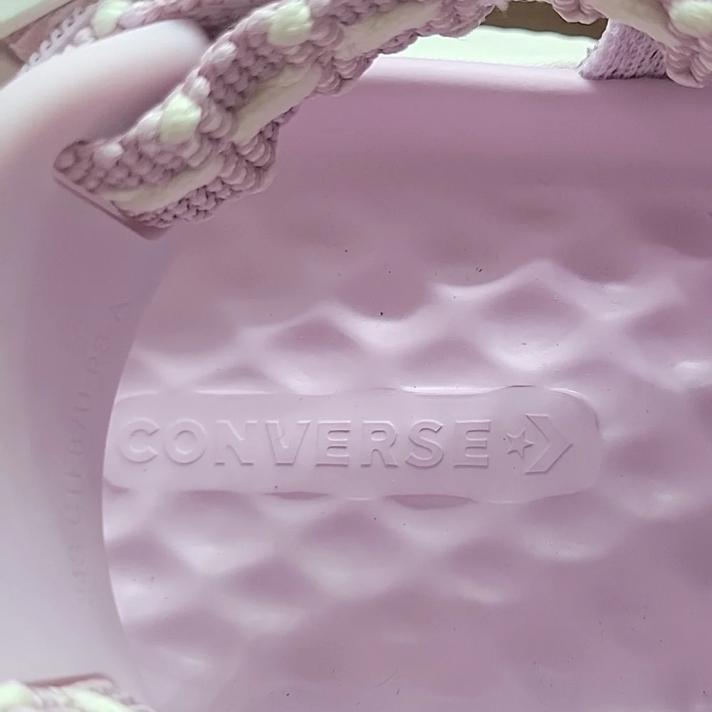 Converse Women's Pink Sandals